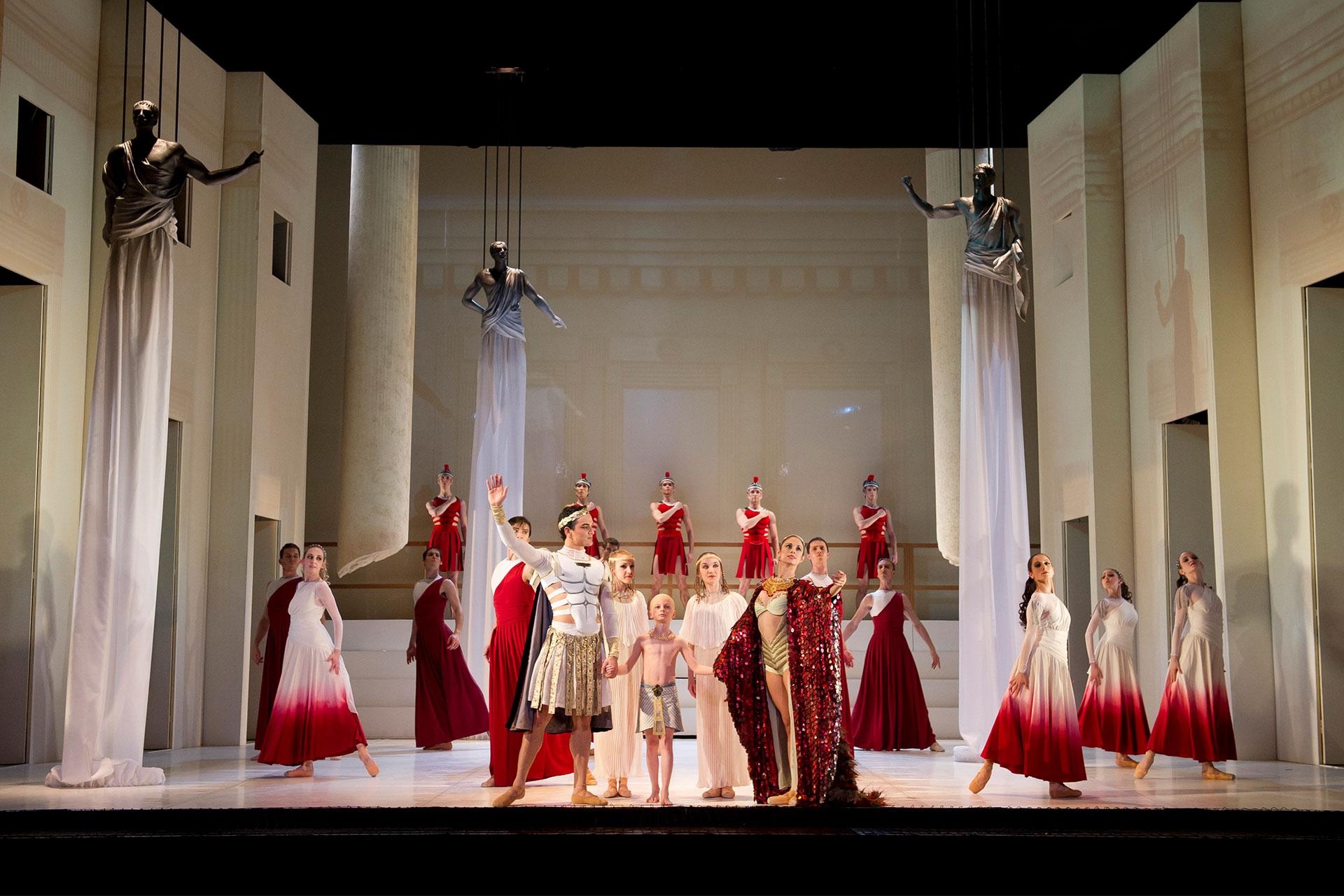 Cleopatra, production, 2011, Northern Ballet dancers, photo Bill Cooper Julius Caesar, Cleopatra, their children and handmaids are presented to Rome