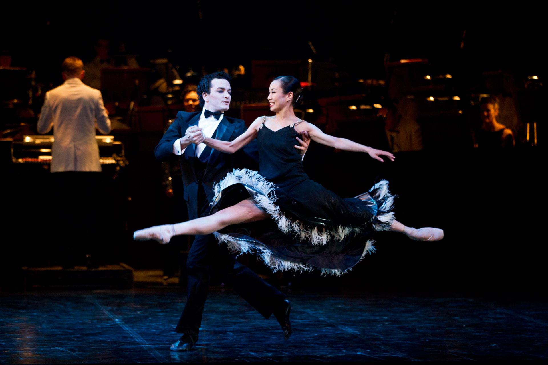 I Got Rhythm, production, 2012, Javier Torres and Keiko Amemori, photo Emma Kuldhar Keiko Amemori support in grand jete by Javier Torres