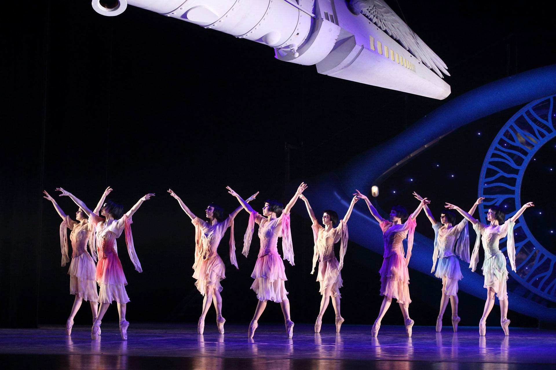 A Midsummer Night's Dream, production, 2014, Northern Ballet dancers In the Dreamworld, fairies come out to play