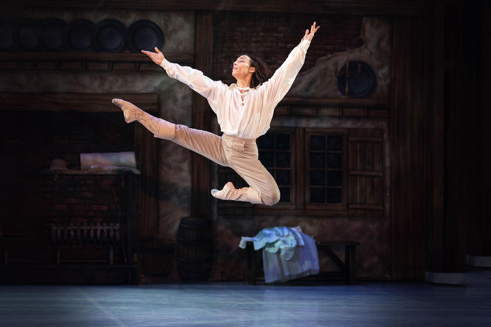 D'Artagnan leaps with joy