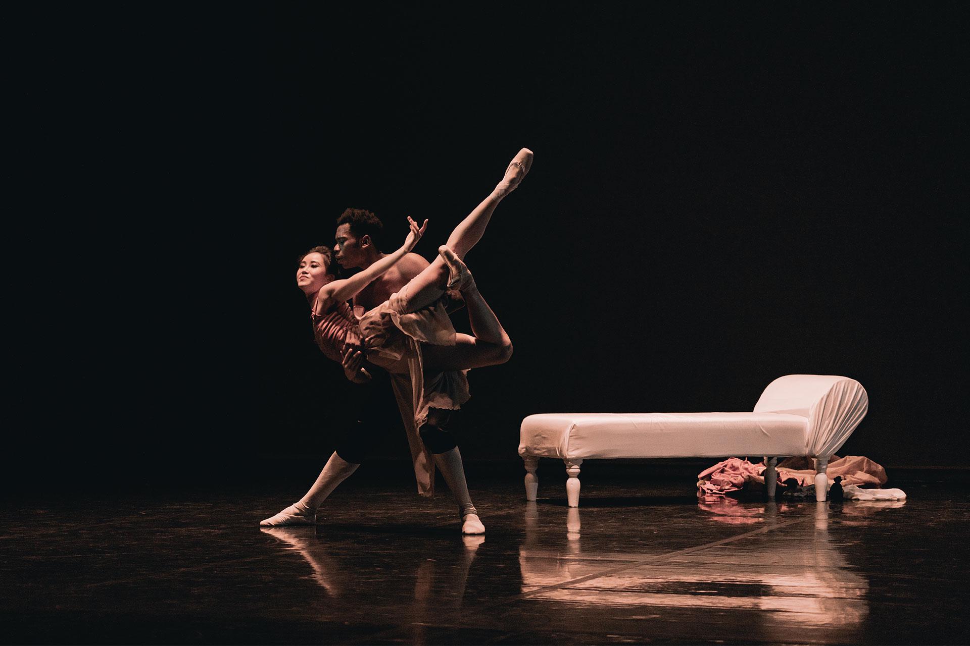 Kyungka-Kwak-as-Courtesan-Emilie-and-Mlindi-Kulashe-as-Valmont-in-Dangerous-Liaisons.jpg Mlindi Kulashe as Valmont and Kyungka Kwak as Courtesan Emilie in Dangerous Liaisons. Photo Riku Ito