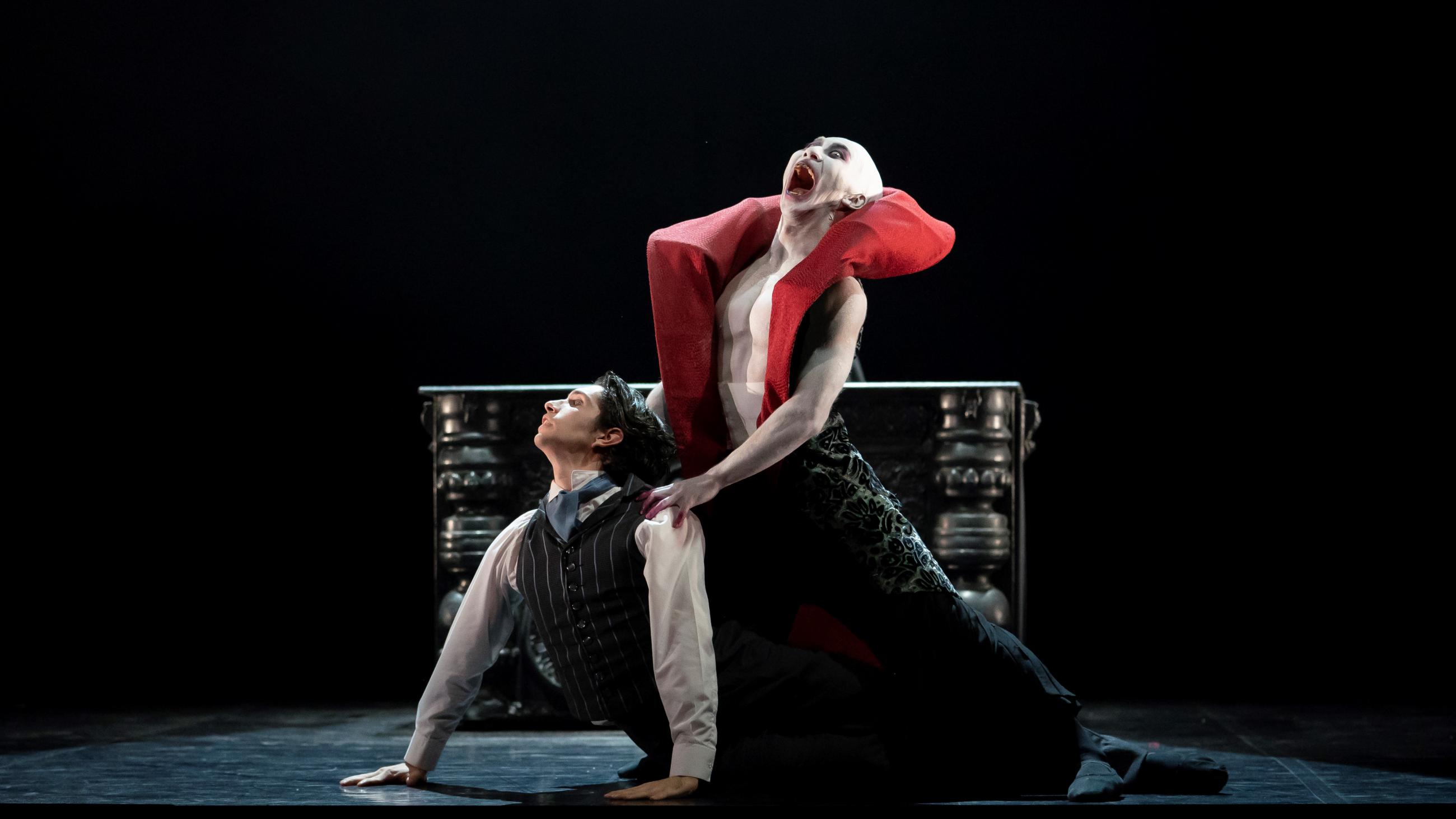 A photo of Northern Ballet dancers Riku Ito and Lorenzo Trossello in David Nixon OBE's Dracula. Photo Emma Kauldhar, 2019.