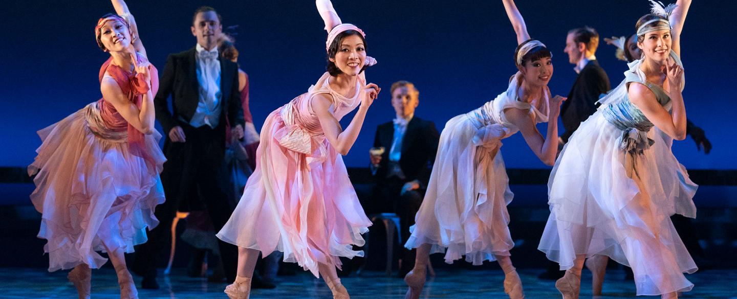 Northern Ballet dancers in The Great Gatsby. Photo Emma Kauldhar.