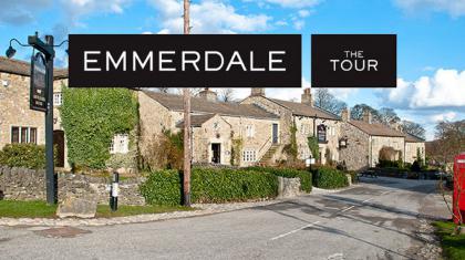 Silent Auction - Emmerdale 