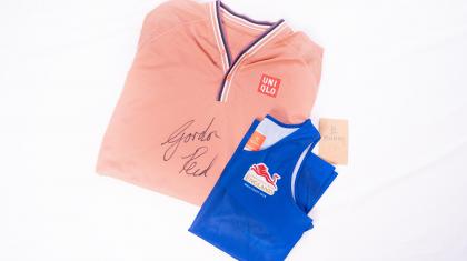Silent Auction - Tennis and boxing tops
